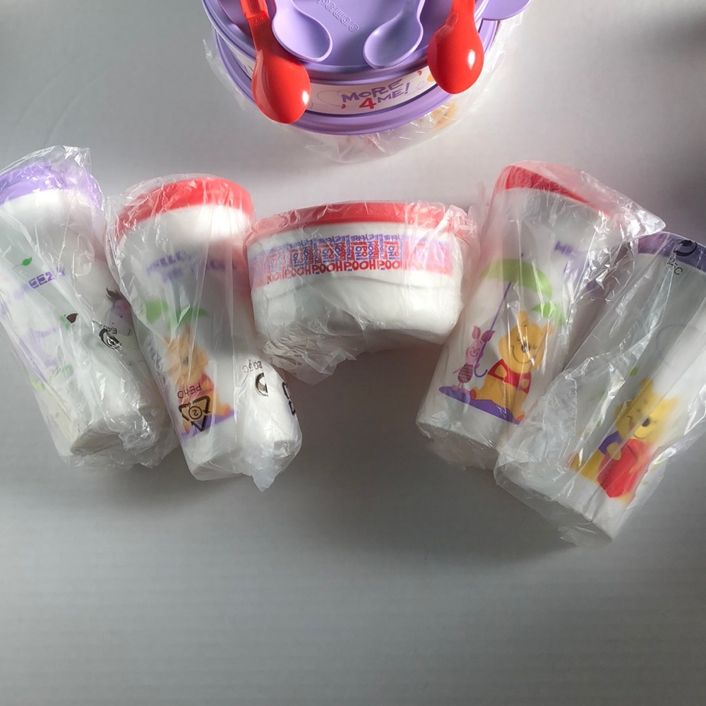 NWT Tupperware Feeding Set